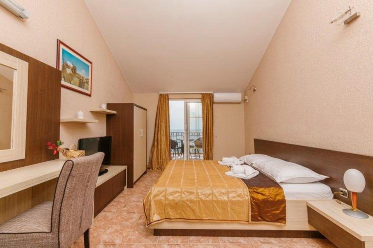 Monte Perla Residence Sveti Stefan Eksteriør bilde