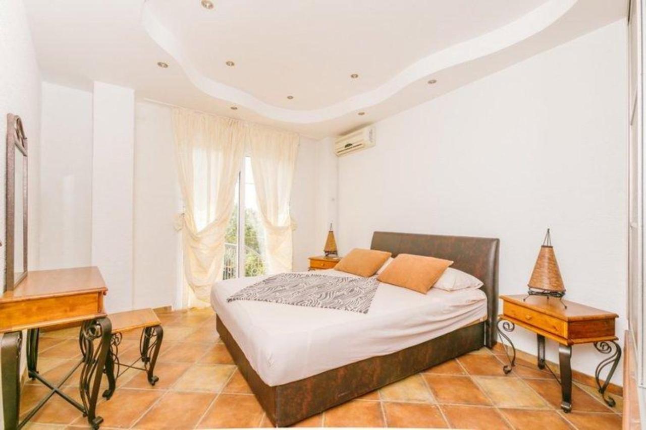 Monte Perla Residence Sveti Stefan Eksteriør bilde